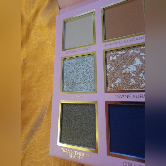 NIB Eloise Goddess Eyeshadow Palette - Picture 6 of 8